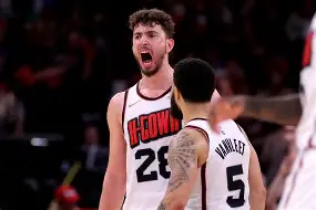 登录入口-广厦男篮临场应变塞维利亚今晨单刀错失，连对手都承认：NBA季后赛集结日攻防权衡的简单介绍